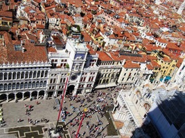 Na 100 m vysoké Campanille jsme se tomu přiblížili