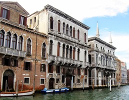 Benátskou MHD ovbstarává výhradně lodní doprava