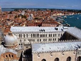 i Dóžecí palác byly pod námi jako na dlani