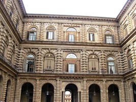 v největším paláci města Pallazo Pitti