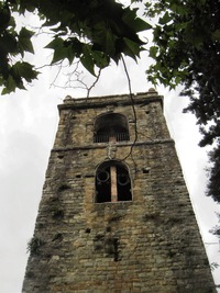 jsme vystoupili na vršek s kostelíkem