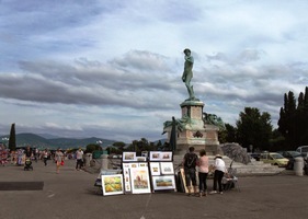 k náměstí Piazzale Michelangelo