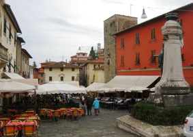 malebné při pohledu shora i zdola,