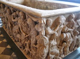 Kontrast zdobné antické lázně