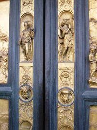 Je sice v rekonstrukci a potažené plátnem,