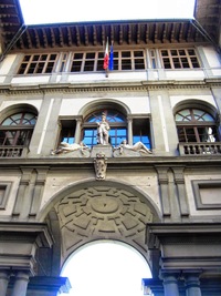 a hlavně do místní slavné galerie