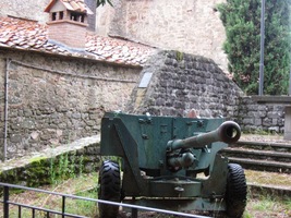 nás překvapila neobvyklá "dekorace"