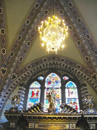 Nádherné jsou i boční kaple