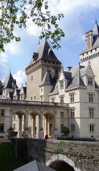 sídlo Jindřicha IV., krále navarrského a francouzského