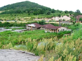 a přicházíme ke zcela zdevastované plovárně