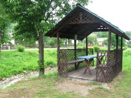 Typické rusínské venkovní posezení