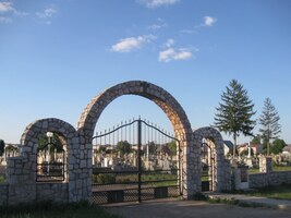 s tímto malebným hřbitovem