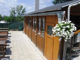 pana Macíka (dokonce i s penzionem)