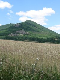 Stoupáme do hraničního sedla