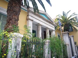 Ale jsou tu i světská sídla