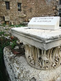 a pár přípomínek bývalé Mekky literátů a čtenářů