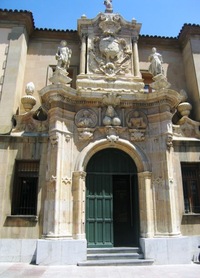 Na cestě k centru města se nestačíte otáčet