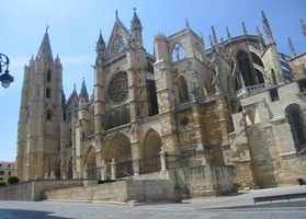 Stavěla se od r.1255 až do 19. století