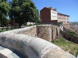 Výstup na opevnění dá zabrat