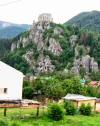 PÁ 20.6. - Rychlík se prořítil kolem hradu Strečno,