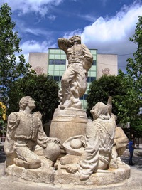 Je krásný teplý letní den