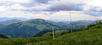 (na noc jsou hlášeny bouřky),