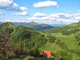 a tak stoupám nad chatu