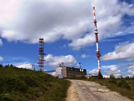 a lídé sem jezdí auty