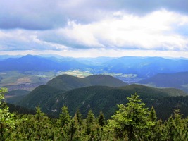 Doliny se nám vzdalovaly