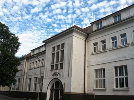 Nad lázeňskými domy