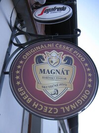 s několika druhy výborného štiřínského pivka