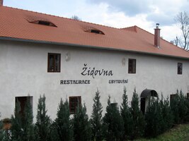 a posléze i tato stylová restaurace,