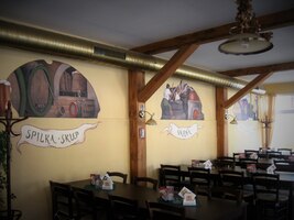 a vaří znamenitá piva zn. Zajíc