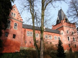 zámku Červený Hrádek,