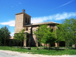 Kostelík ve vsi Saliňas de Ibargoiti