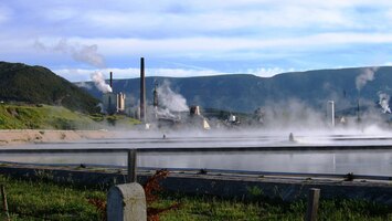 Periferie města je průmyslová,