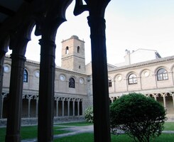 který dnes slouží jako škola