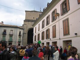 I v ulicích města je živo