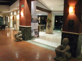 Personál si z toho mnohdy až sedne na zadek