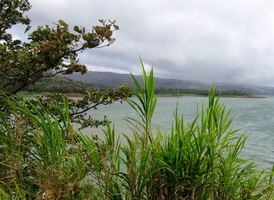 Je přehradní a obrovské