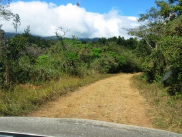 To už ale projíždíme branou