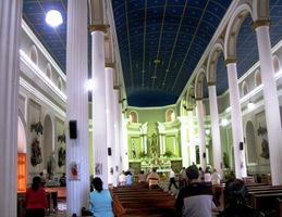 Také tady mají pobožnost