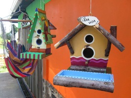 prodejny zboží všeho druhu,