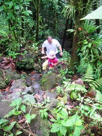 V závěru cesta strmě stoupá