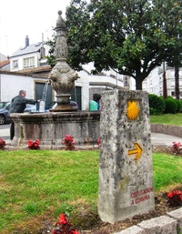 Vida, i historická kašna ještě slouž!