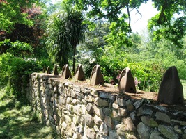 a rozpálily se i ocelové trny z korečkového rypadla