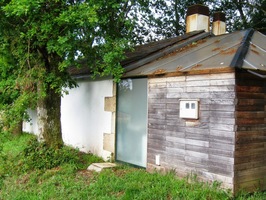 a kus za ním i skrovné albergue