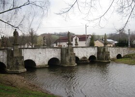 u mostu v Bělé nad Radbuzou