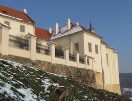 Ze zámeckého návrší