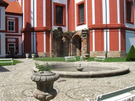 do nádherného poutního místa